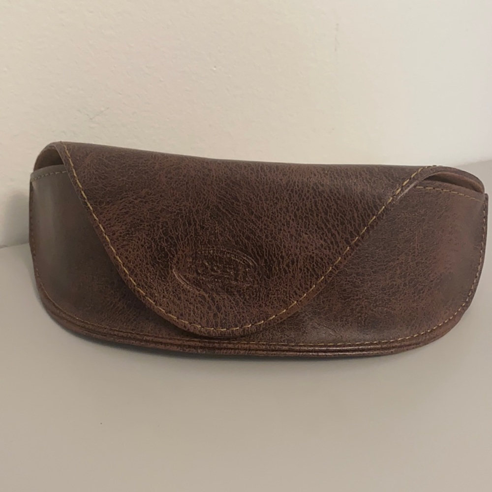 Fossil glasses case EUC